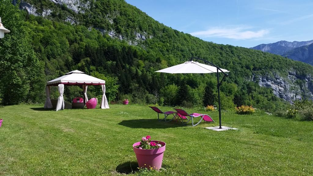 La Maison Sur Les Nuages Hotel Saint-Christophe  Bagian luar foto