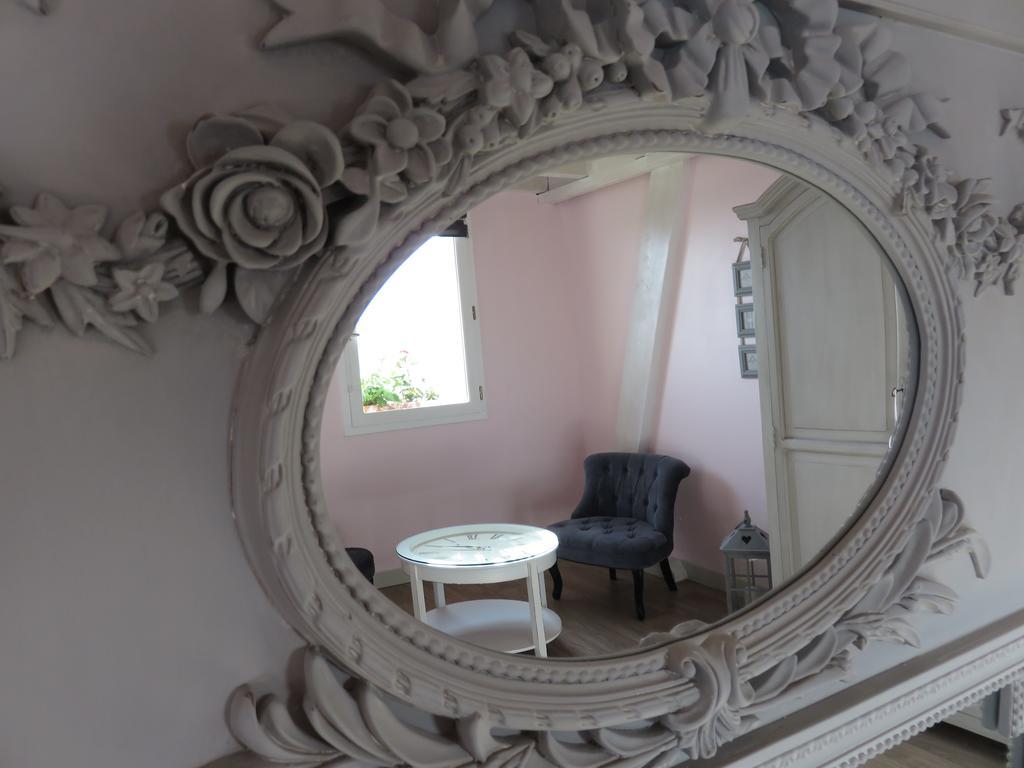 La Maison Sur Les Nuages Hotel Saint-Christophe  Ruang foto