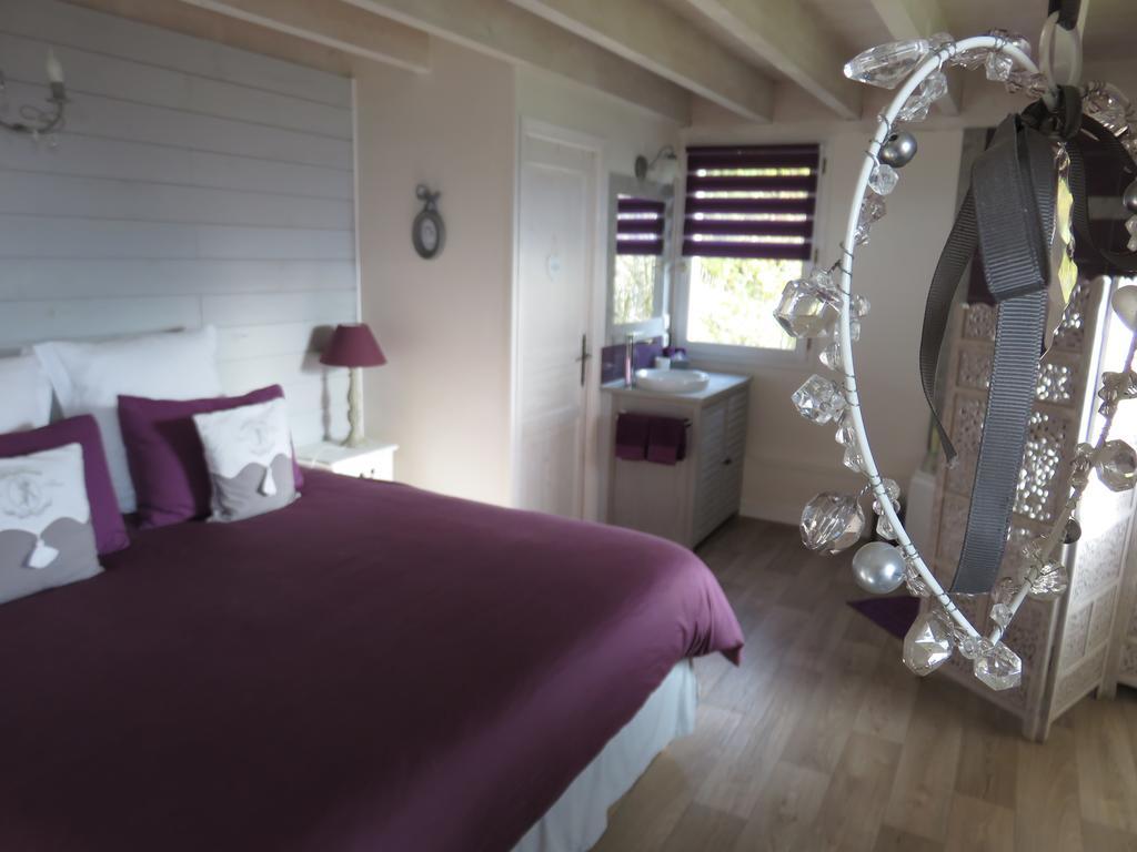 La Maison Sur Les Nuages Hotel Saint-Christophe  Ruang foto